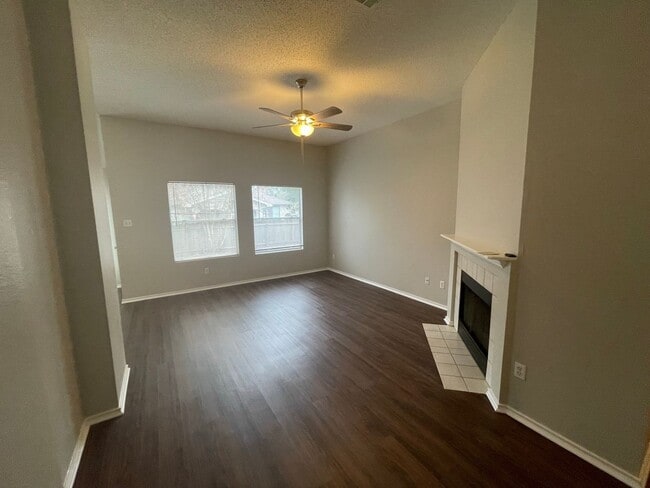 Photo - 3625 Cheyenne St