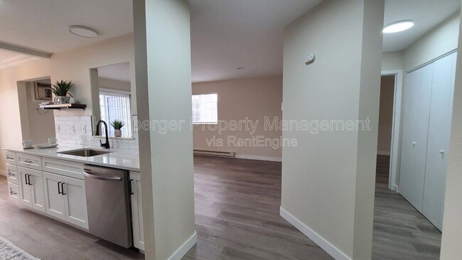Photo - 1924 N Crestline St Unit 1