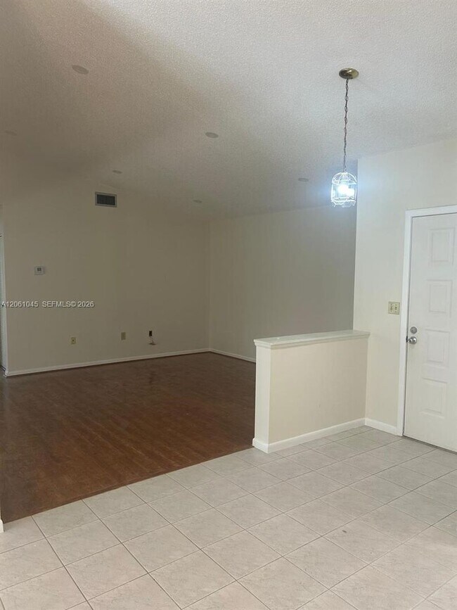 Photo - 5901 Chester Ln