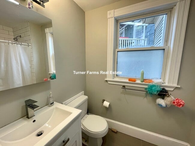 Photo - 80 Hillside St Unit 3