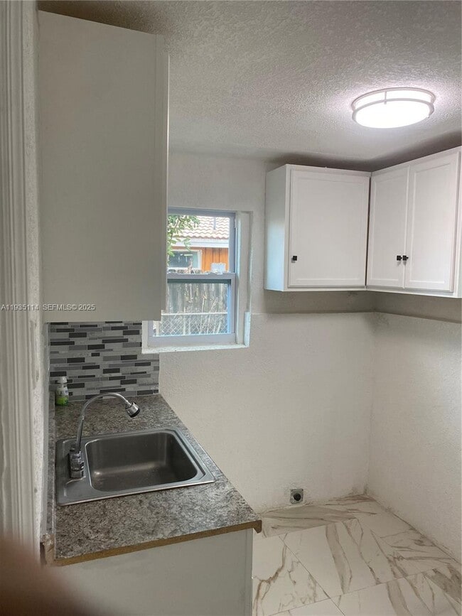 Photo - 2122 NW 5th St