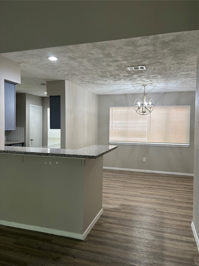 Photo - 16322 Maplemont Dr