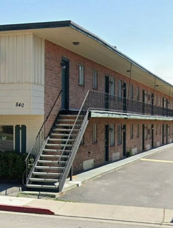 Photo - 840 N Sierra St