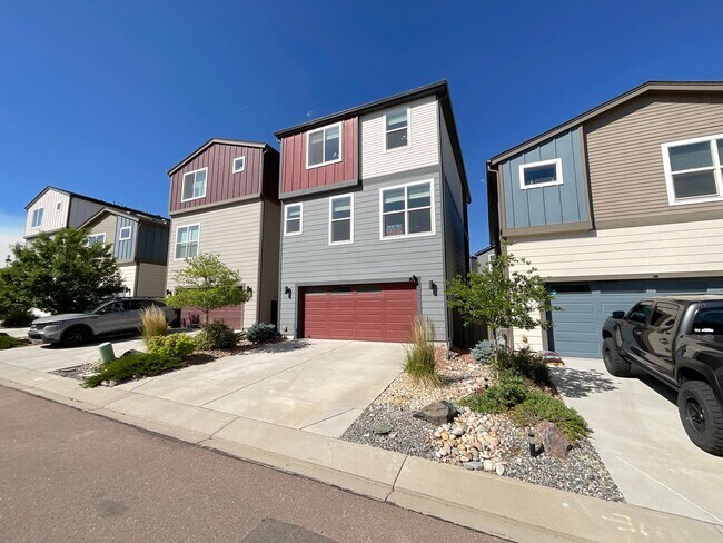 Photo - 4 Bedroom Home Available Near E Woodmen Rd & Rangewood Dr!