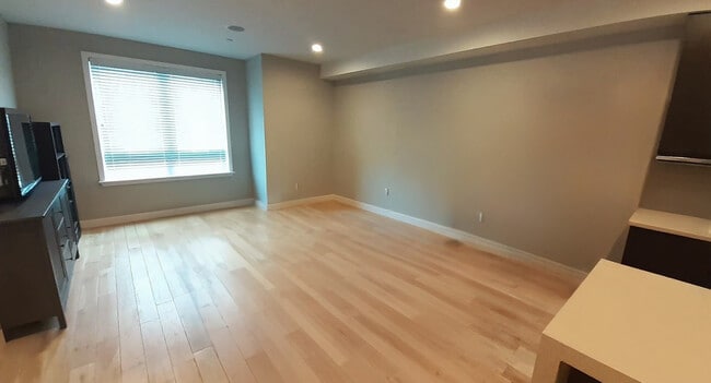 Photo - 944 N Marshall St