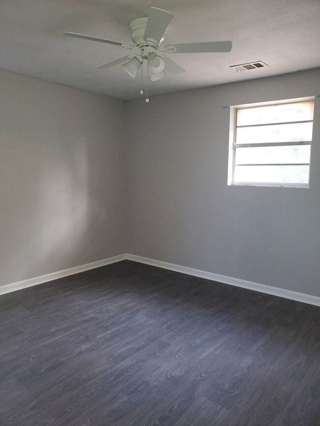 Photo - 128 Sunset Dr