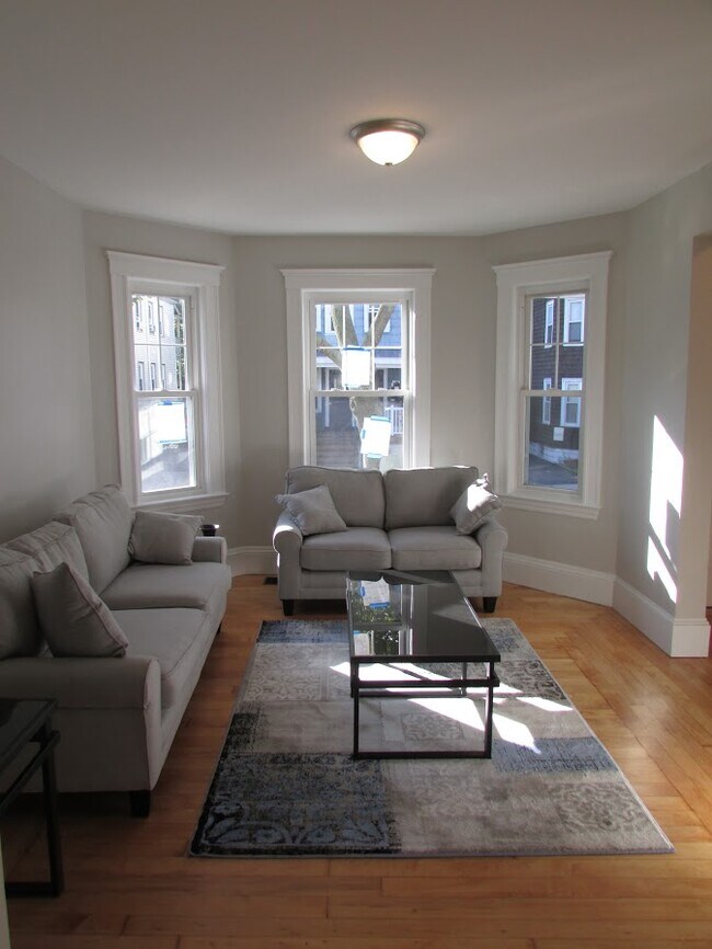 17 Vermont Ave Unidad 1