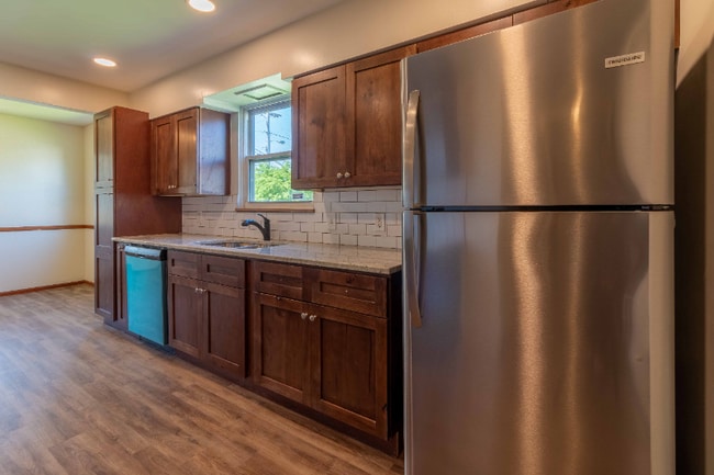 Photo - 629 Hanford St