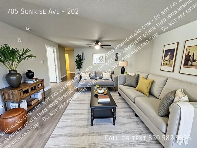 Building Photo - 705 Sunrise Ave Unit 202