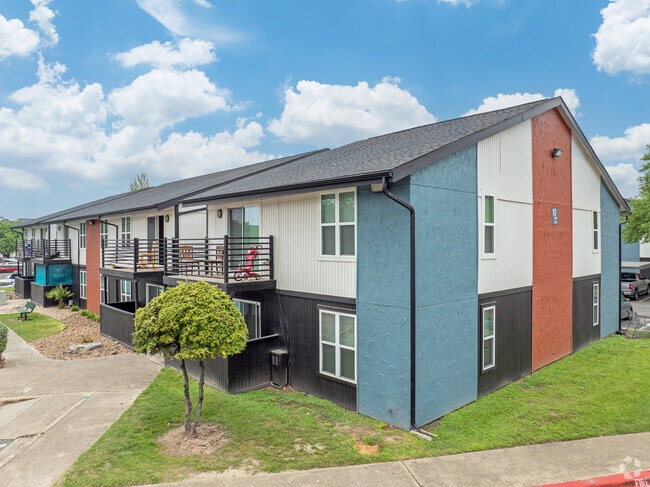 AUBRY HILLS APARTMENTS