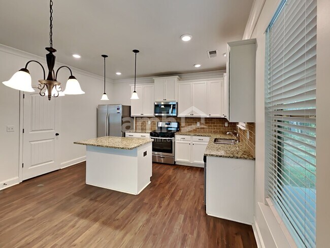 Photo - 44 Brookhill Ct