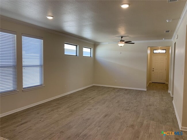 Photo - 612 Ripplewood Dr