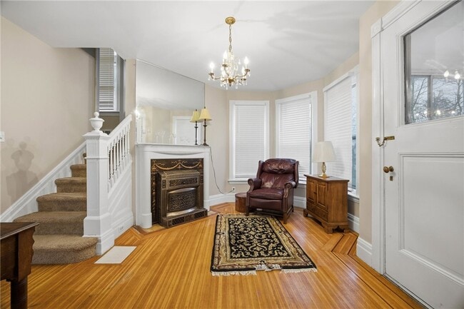 Photo - 6 Highland Park