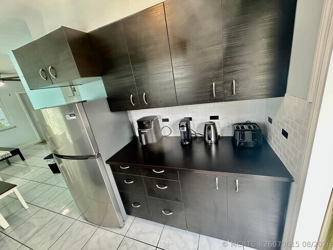 Photo - 4421 Poinciana St Unit 1