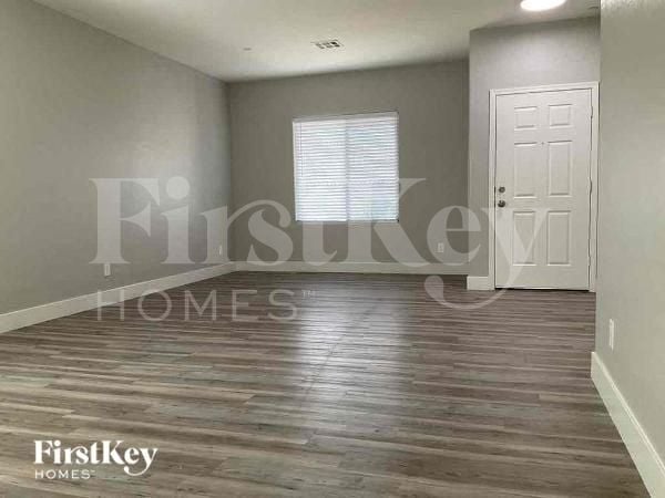 Photo - 109 Lovage Street