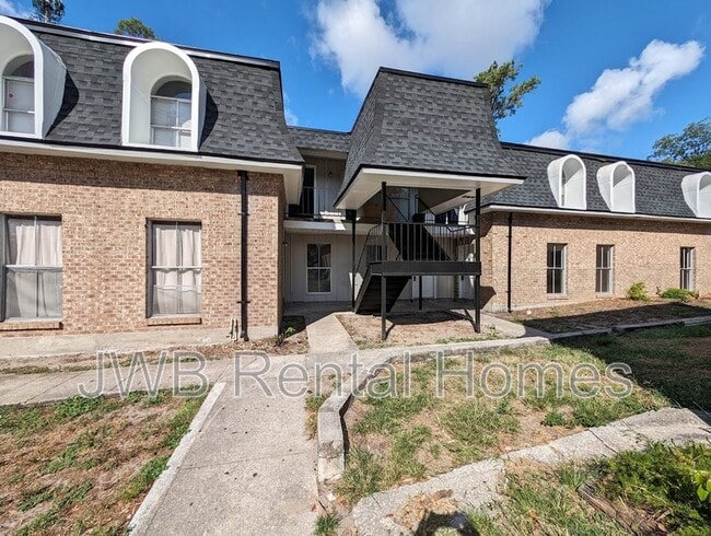 Building Photo - 7201 Arlington Expy Rental