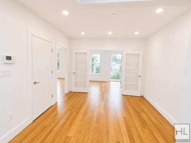 Photo - TROUTMAN STREET Unit 2B