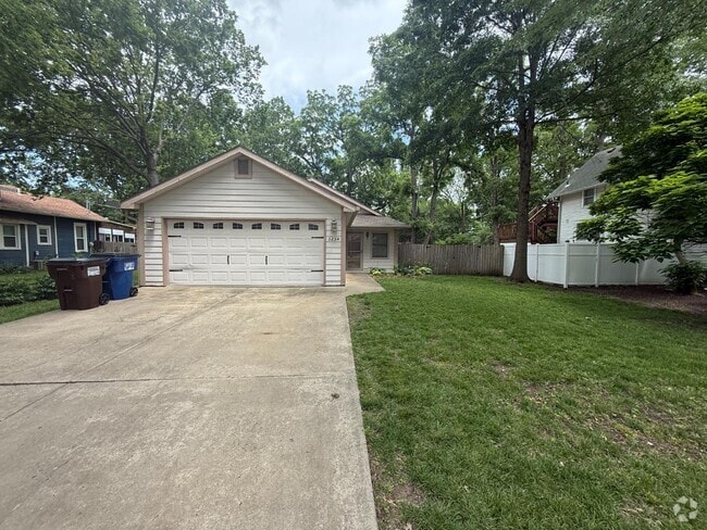 Building Photo - 2234 Ohio St Rental