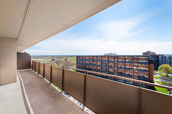 Photo - 1970 Fowler Dr