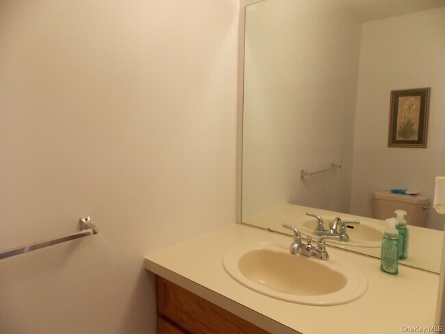 Photo - 38 Matthews Ln