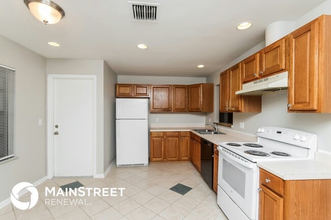 Photo - 1854 Cyclone St NW