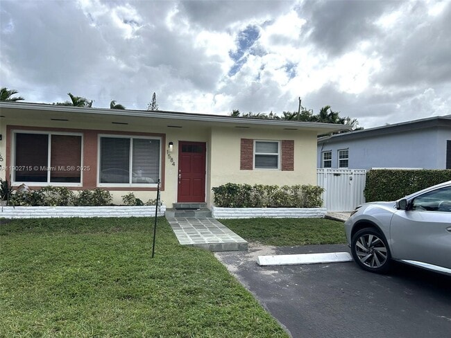 Photo - 1584 NE 110th Terrace Unidad 1584
