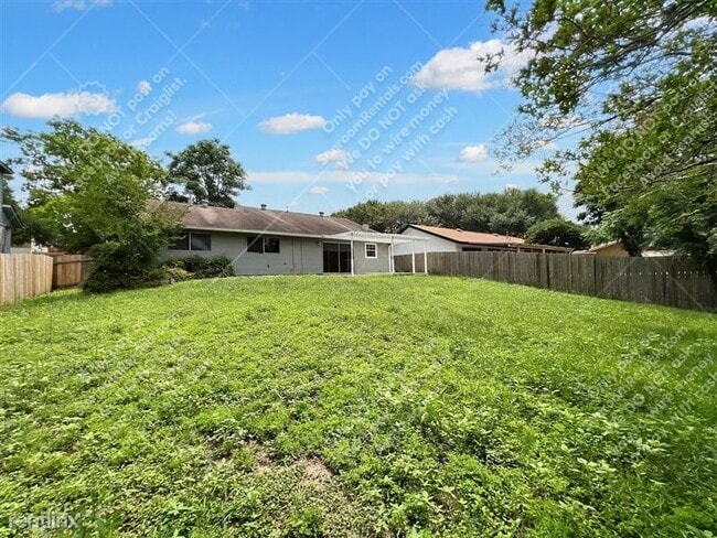 8411 Collingwood- - 8411 Collingwood- Condo