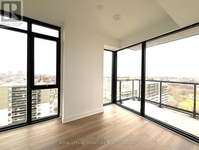 Photo - 86 Dundas St E Unit 1314