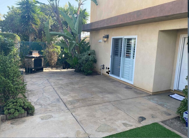 Photo - 303 S Freeman St