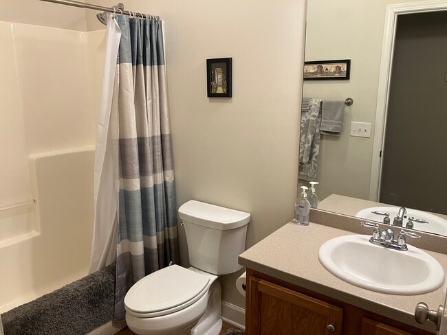 Photo - 110 Heyward Dr