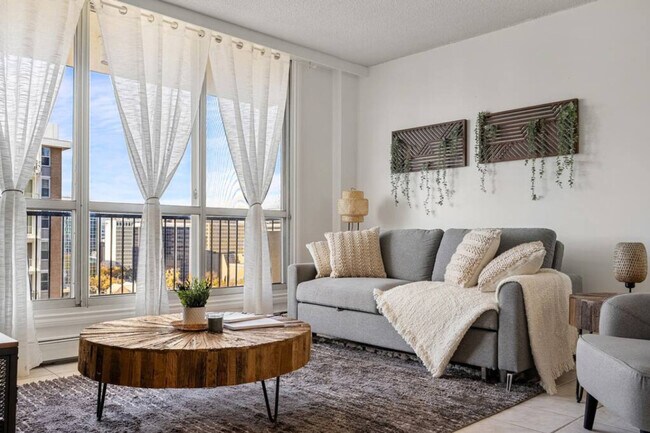 Photo - 9907-9104 104 Street NW Unit SI ID1314511P
