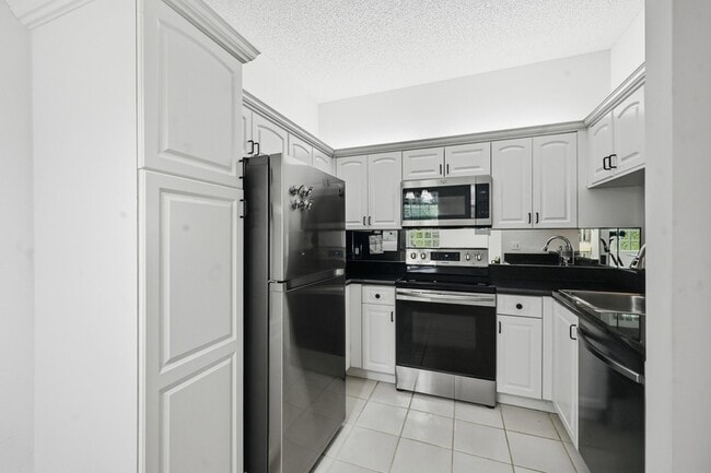 Photo - 5395 Firenze Dr Unit K