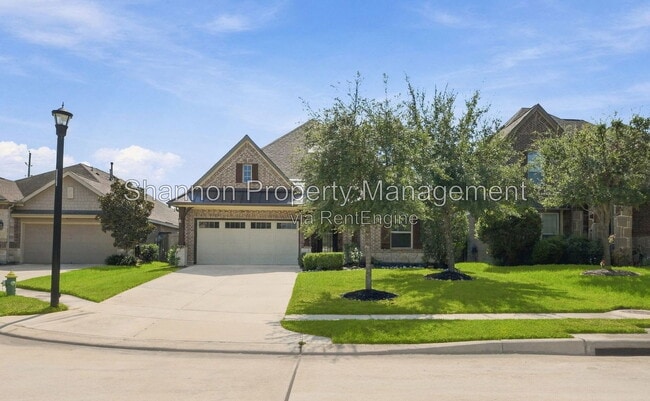 11022 Sarah Bluff Ln
