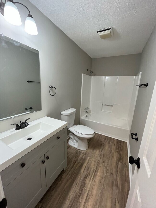 Photo - 2 Bedroom/1.5 Bathroom Townhome in Clemson, SC! Unit 10
