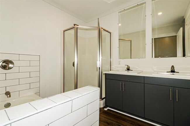 Photo - 7321 Conley St