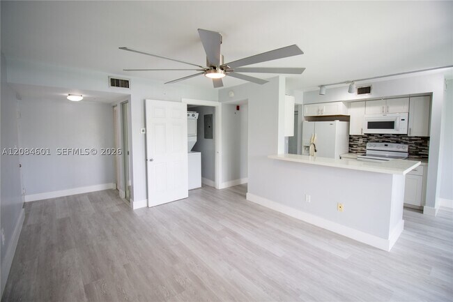 Photo - 2600 S University Dr Unit 228