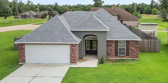 Photo - 18043 Fox Hollow Loop House