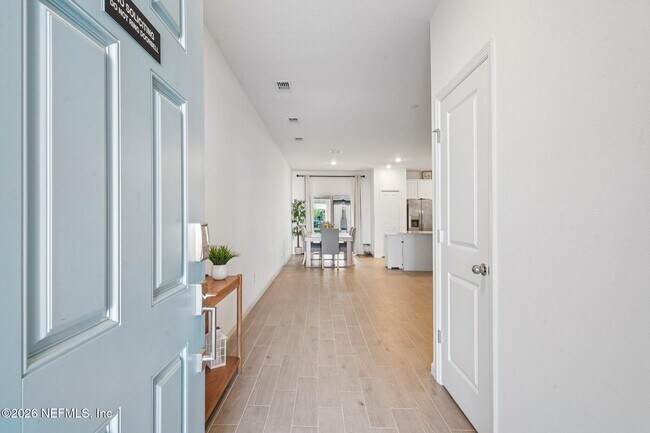 Photo - 2160 Windward Cay Ln