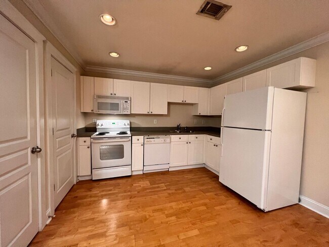 Photo - PRE-LEASING FOR AUGUST 10 2026! WOODLANDS OF ATHENS