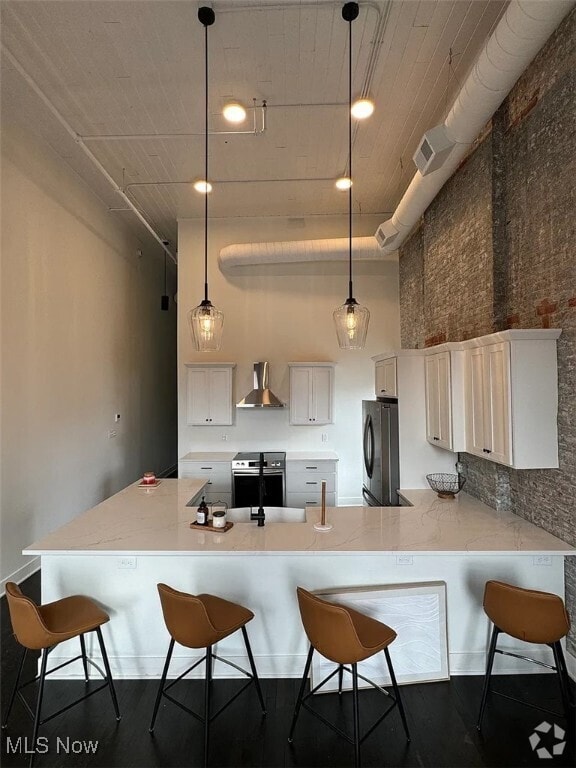 Building Photo - 1277 W 6th St Unit 403 Rental