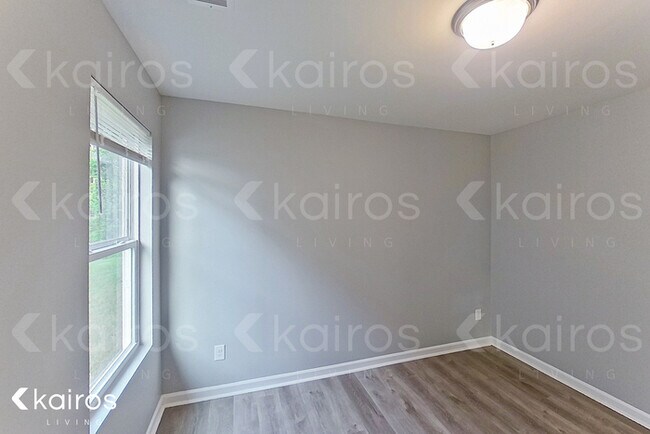 Photo - 236 Fox Chase Wy