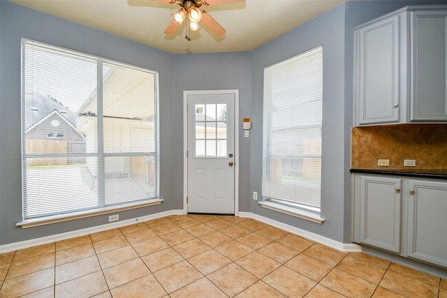 Photo - 12823 Dadebrook Ct
