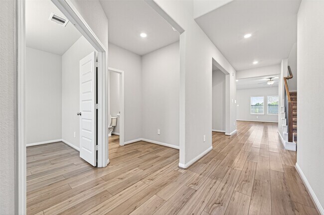 Photo - 1322 Eagle Pass Dr