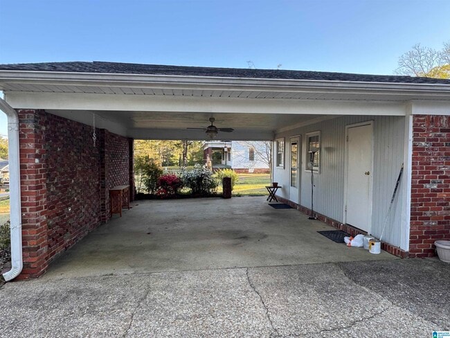 Photo - 1426 Main Ave