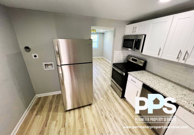 Photo - 605 Paines Ave NW