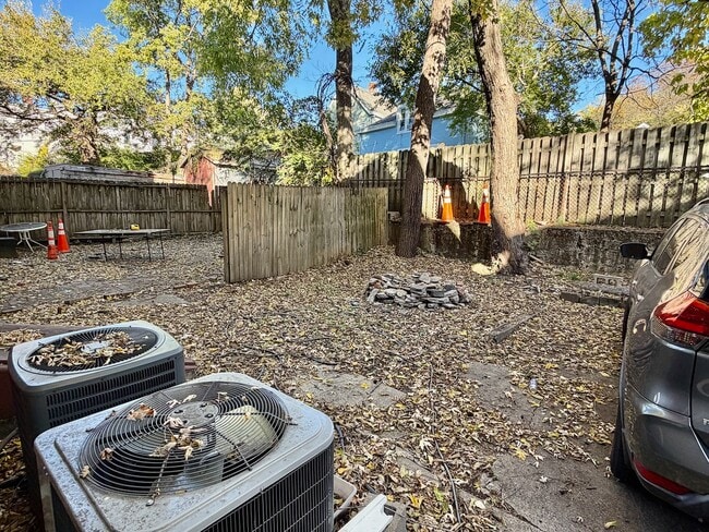 Photo - 2308 W Clifton Ave
