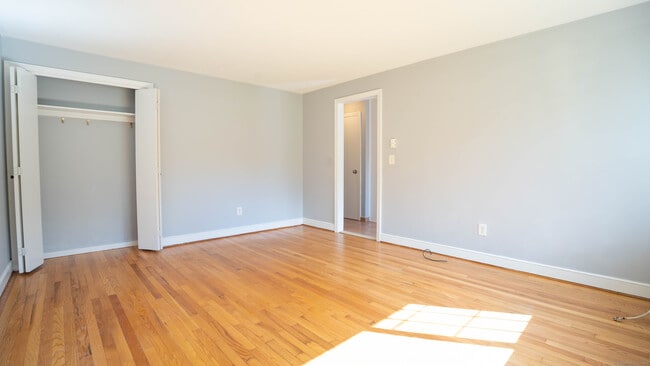 Photo - 24 Coburn Cir