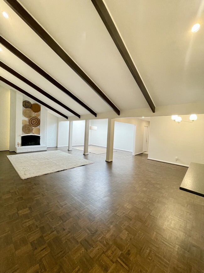 Photo - 10654 Sandpiper Ln