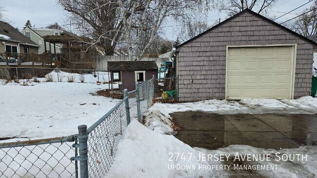 Photo - 2747 Jersey Ave S