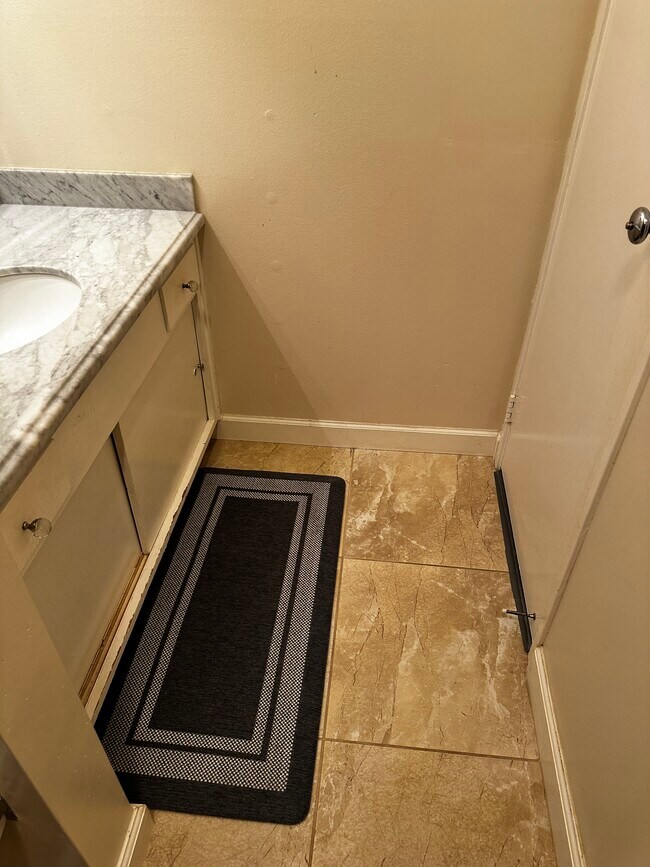 Photo - 932 Peninsula Ave Unidad 932 peninsula ave apt 404